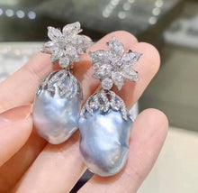 Load image into Gallery viewer, 15.8-23mm Australian White (Silver Blue) South Sea Baroque Pearl
