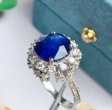 Load image into Gallery viewer, 3.54ct Unheated Royal Blue Sapphire
