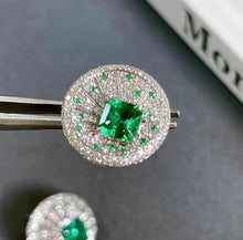 Load image into Gallery viewer, 1.7ct Vivid Green Emerald
