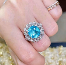 Load image into Gallery viewer, 4.27ct Neon Blue Paraiba
