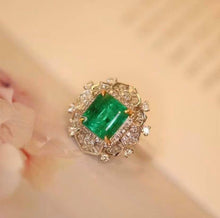 Load image into Gallery viewer, 1.88ct Vivid Green Emerald
