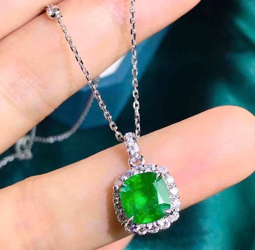 2.22ct MUZO Green Emerald