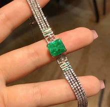 Load image into Gallery viewer, 5.16ct COLOMBIA Vivid Green Emerald
