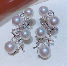 Load image into Gallery viewer, 7-10mm Australian White South Sea Pearls. Full round, Excellent Luster, Insignificant Flaw~
