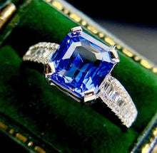Load image into Gallery viewer, 3.15ct Unheated Cornflower Blue Sapphire
