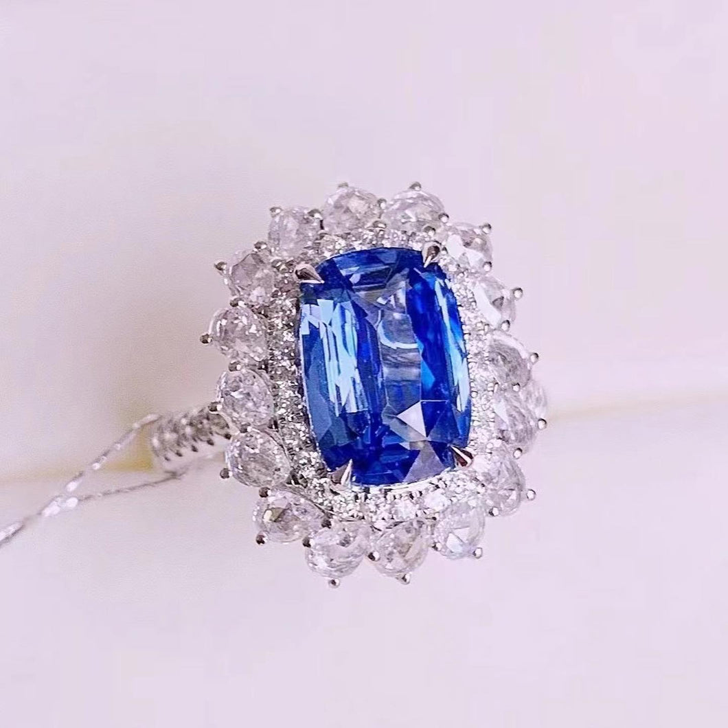 4.09ct Unheated Cornflower Blue Sapphire