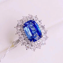 Load image into Gallery viewer, 4.09ct Unheated Cornflower Blue Sapphire
