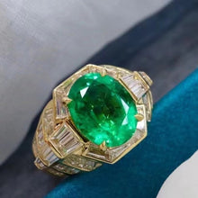 Load image into Gallery viewer, 5.6ct Vivid Green Emerald
