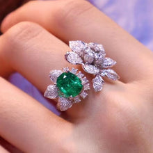 Load image into Gallery viewer, 2.3ct Vivid Green Emerald
