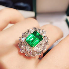 Load image into Gallery viewer, 2.52ct NO OIL Vivid Green Emerald, GLASSY &amp; NEON!
