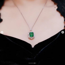 Load image into Gallery viewer, 4.2ct MUZO Green Emerald
