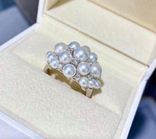 Load image into Gallery viewer, 3-5.5mm Akoyas, Full Round, Flawless
