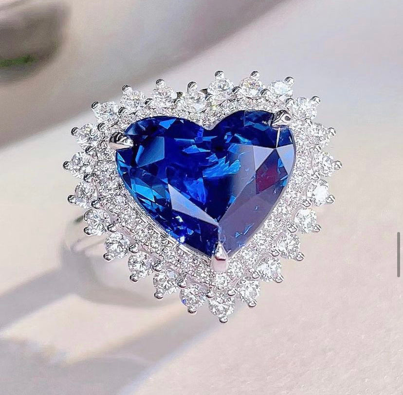 5.22ct Unheated Royal Blue Sapphire, VIBRANT BRILLIANCE!!