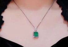 Load image into Gallery viewer, 3.3ct MUZO Green Emerald, INSIGNIFICANT OIL!
