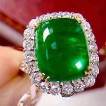 Load image into Gallery viewer, 9.5ct Vivid Green Emerald
