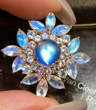 Load image into Gallery viewer, 1.9ct Top Quality Moonstone
