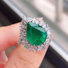 Load image into Gallery viewer, 4.26ct Rare Verdant Green Emerald (2 way wear)
