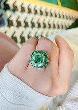 Load image into Gallery viewer, 3.8ct Vivid Green Emerald Ring
