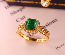 Load image into Gallery viewer, 0.97ct GLASSY Vivid Green Emerald
