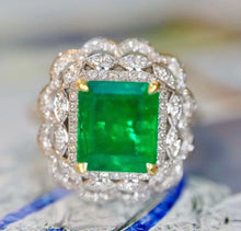Load image into Gallery viewer, 2.15ct Vivid Green Emerald

