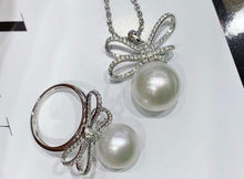 Load image into Gallery viewer, 12.5 &amp; 14mm Australian White Southsea Pearl. Full round, Excellent Luster, Almost Flawless!
