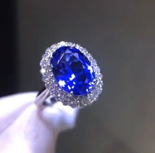 Load image into Gallery viewer, 5.6ct 4A Tanzanite (12*8) - STOCK IN SINGAPORE
