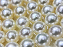 Load image into Gallery viewer, 7-10.5mm Southsea Pearls
