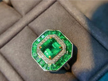 Load image into Gallery viewer, 3.8ct Vivid Green Emerald Ring
