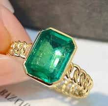 Load image into Gallery viewer, 1.89ct Vivid Green Emerald, Glassy!
