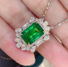 Load image into Gallery viewer, 3.35ct Vivid Green Emerald
