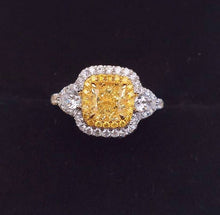 Load image into Gallery viewer, 1.02ct Fancy Light Yellow Diamond (Big Table)
