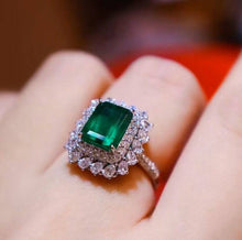 Load image into Gallery viewer, 2.8ct RARE MUZO Green Emerald (7*8.6)
