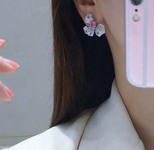 Load image into Gallery viewer, 2.36ct Unheated Hot Pink Sapphires
