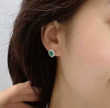 Load image into Gallery viewer, 1.45ct Vivid Green Emerald
